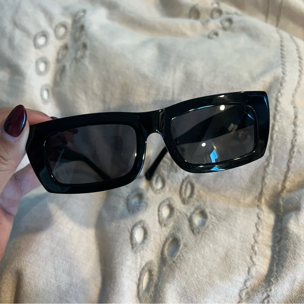 Vehla Florence sunglasses - Picture 5 of 9